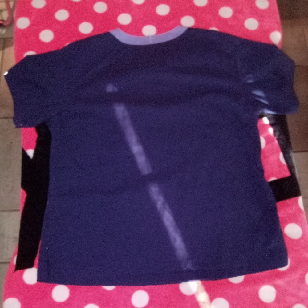 Scrub top - Picture 2 of 2